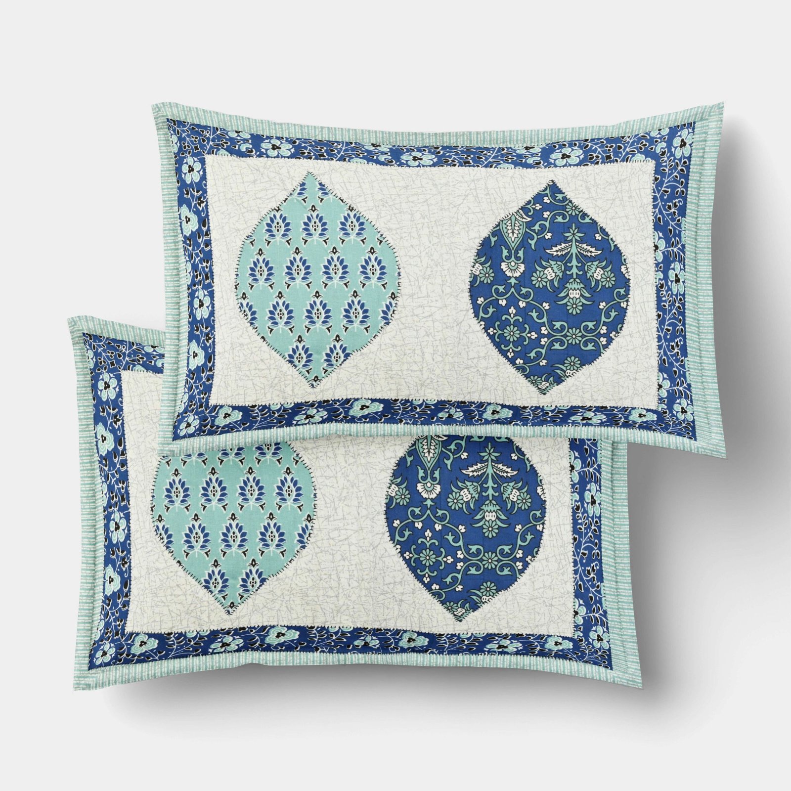 Rajasthani Traditionally Printed Cotton Doublebed Bedsheet With Pack of 2 Pillow Covers - Image 4