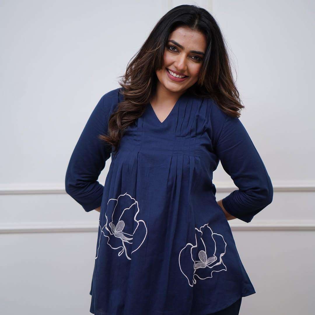 Women's Cotton Embroidered Co-ord Set 2 Piece Top Bottom Set - Image 2